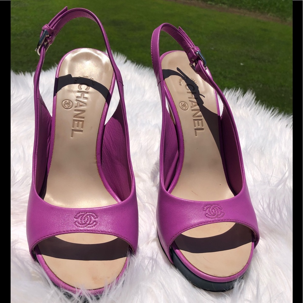 Chanel Pink 🎀 sandals